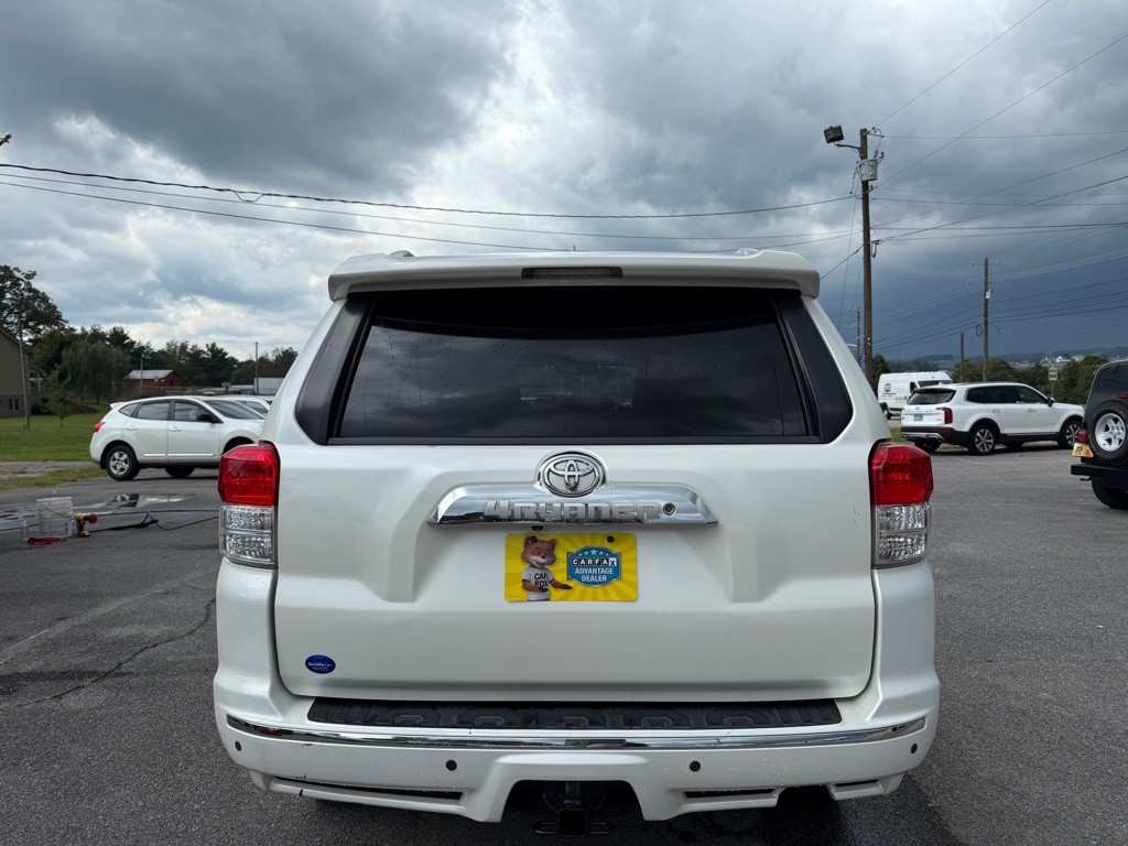 2011 Toyota 4Runner Image 3
