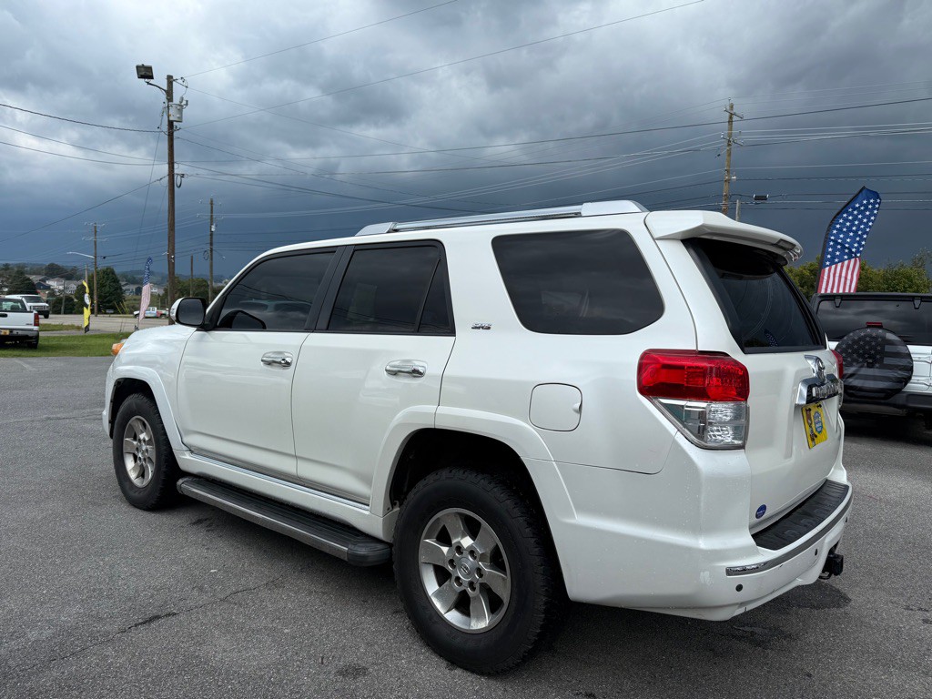 2011 Toyota 4Runner Image 4