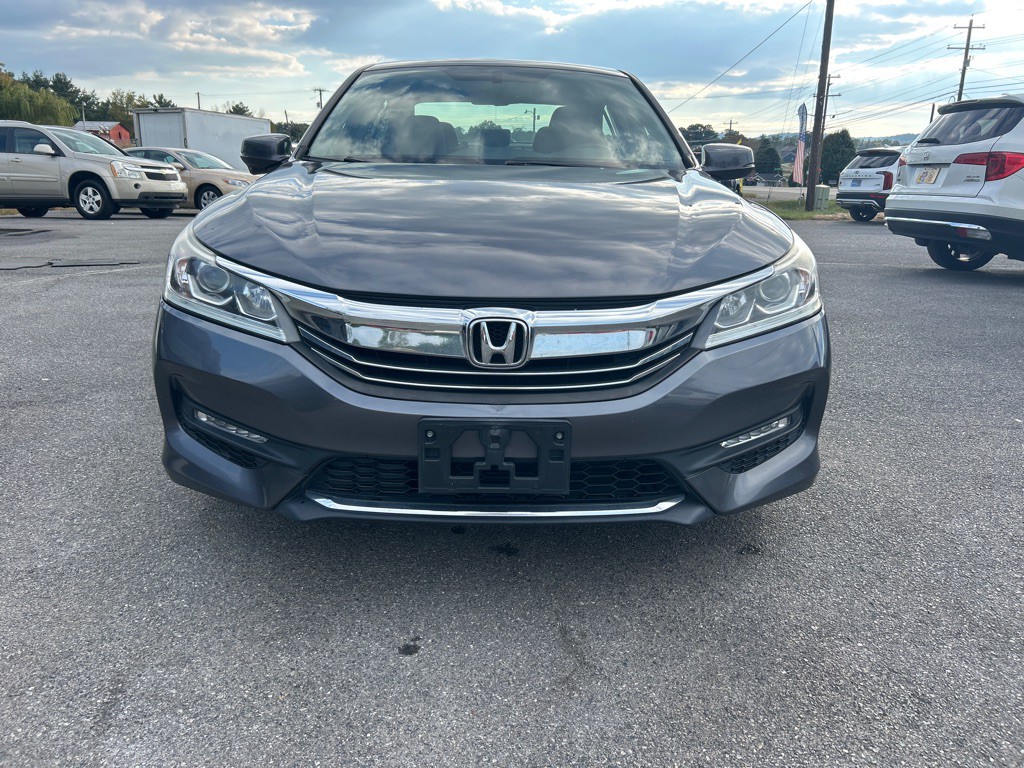 2017 Honda Accord Image 16