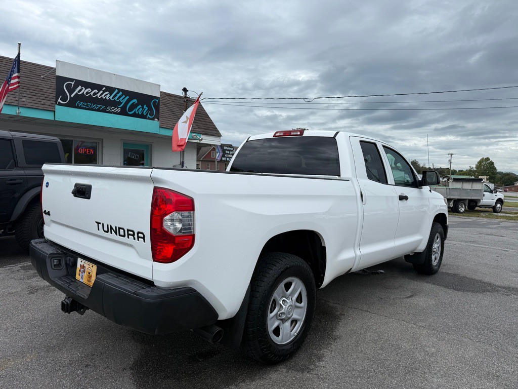 2019 Toyota Tundra Image 2