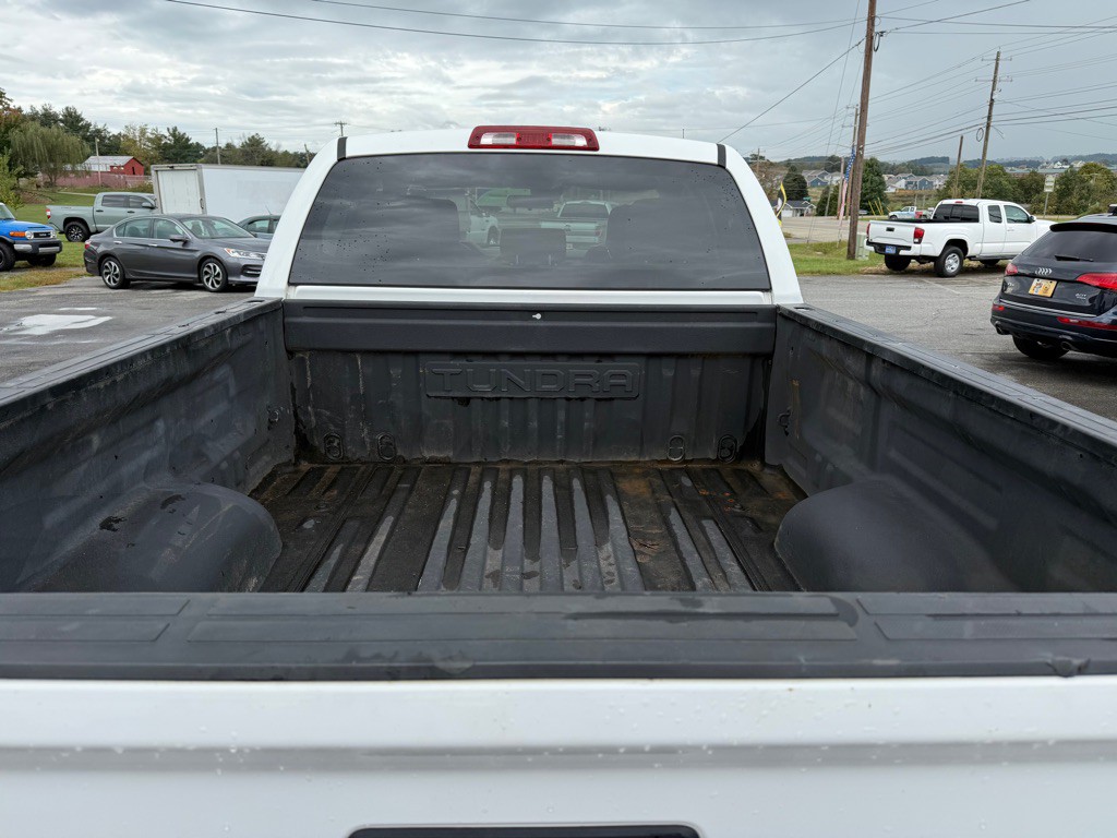 2019 Toyota Tundra Image 10