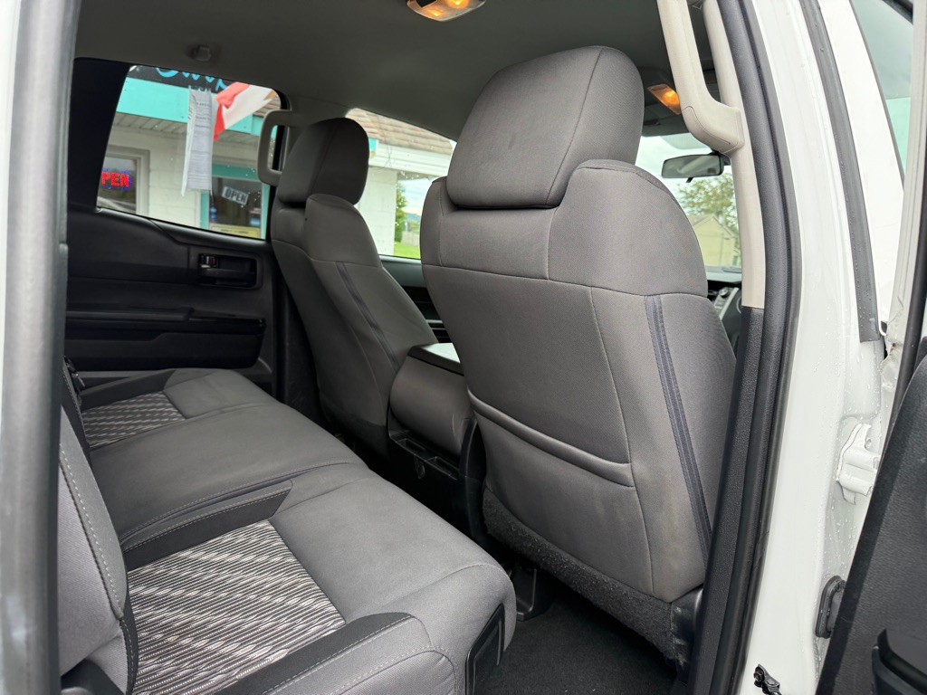 2019 Toyota Tundra Image 11