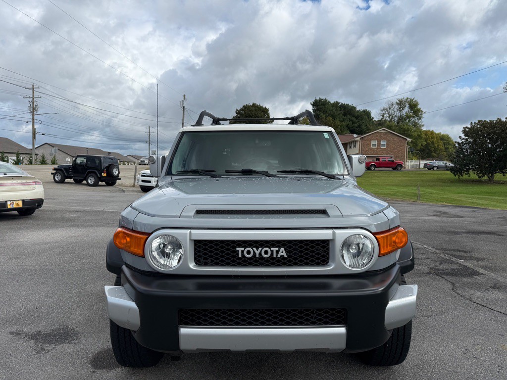 2014 Toyota FJ Cruiser Image 6