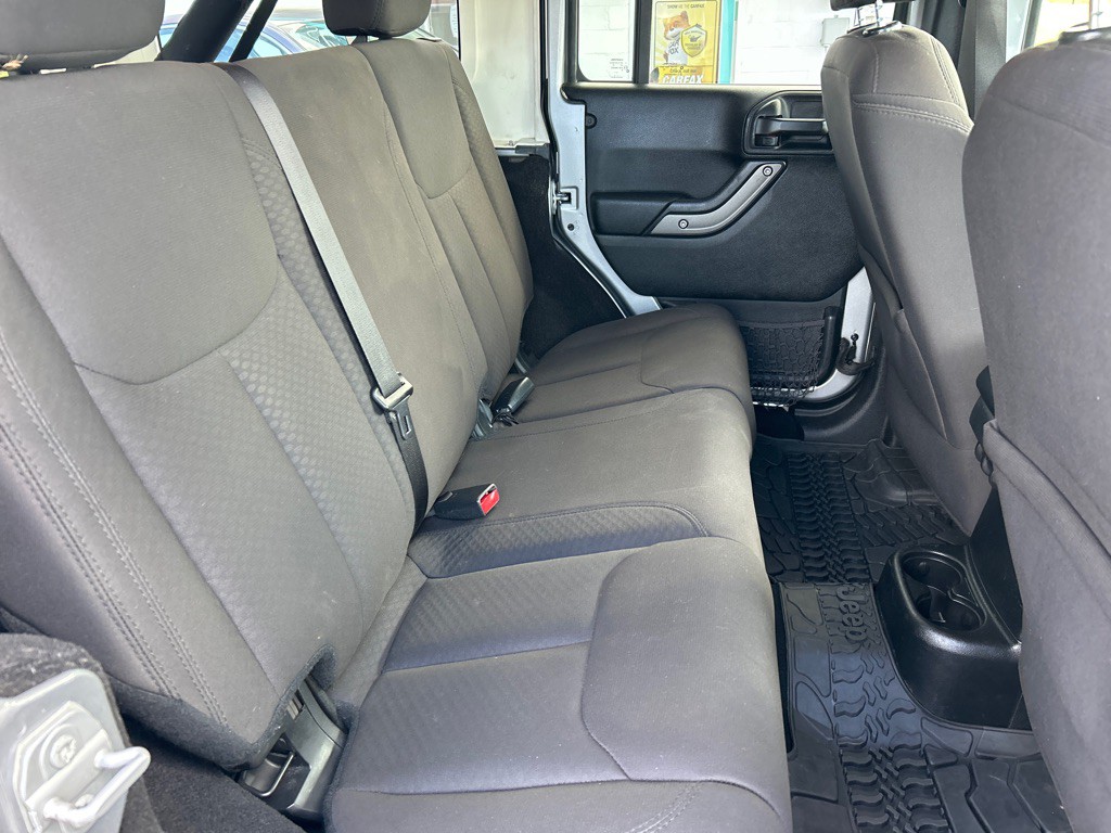 2017 Jeep Wrangler Unlimited Image 6