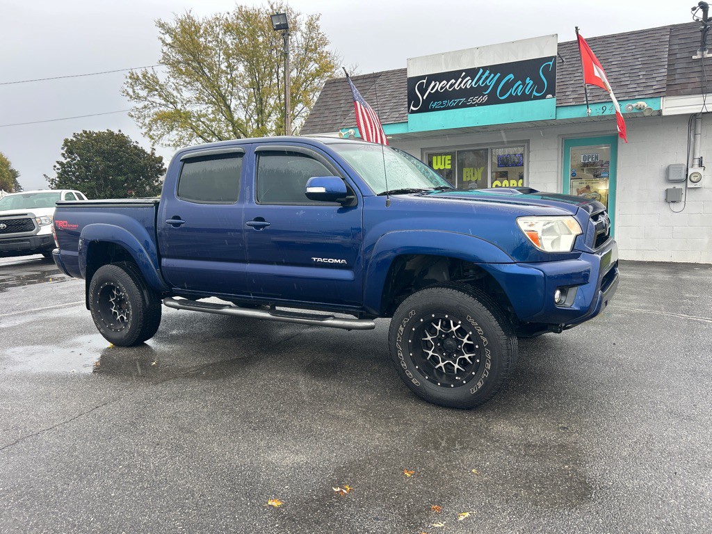 2014 Toyota Tacoma Image 1