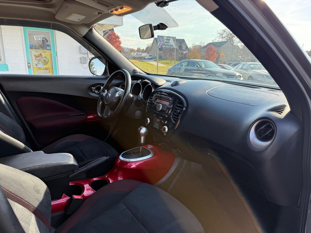 2012 Nissan Juke Image 11