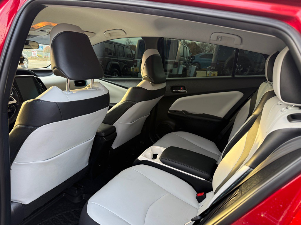 2018 Toyota Prius Image 9