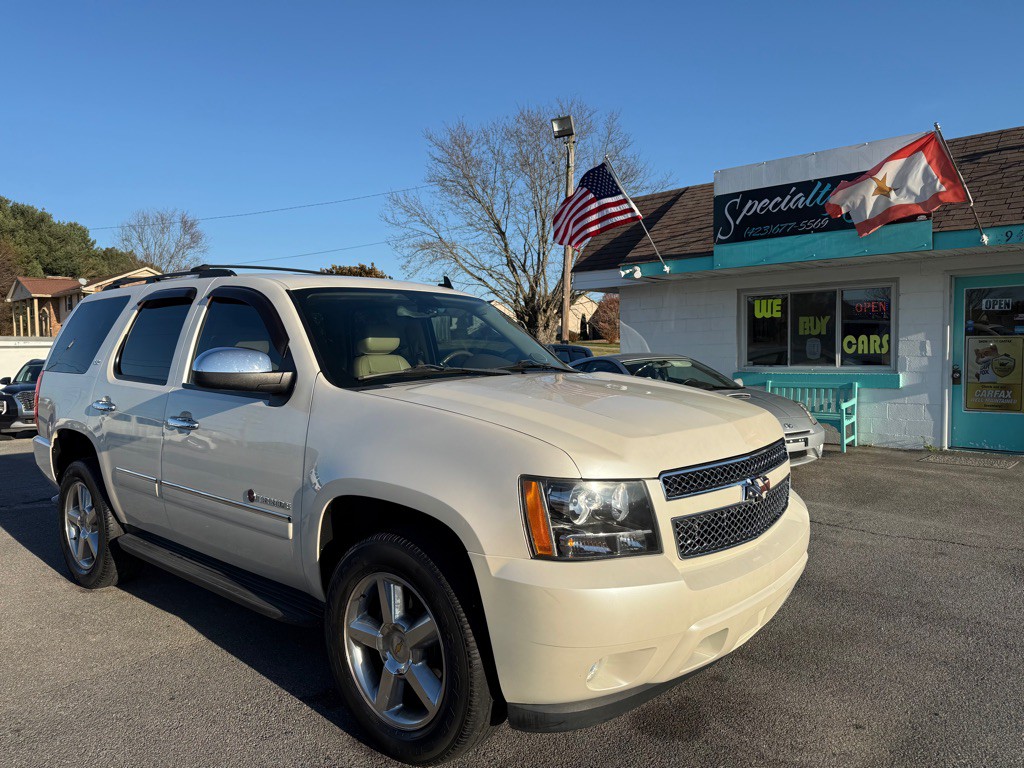 2012 Chevrolet Tahoe Image 1