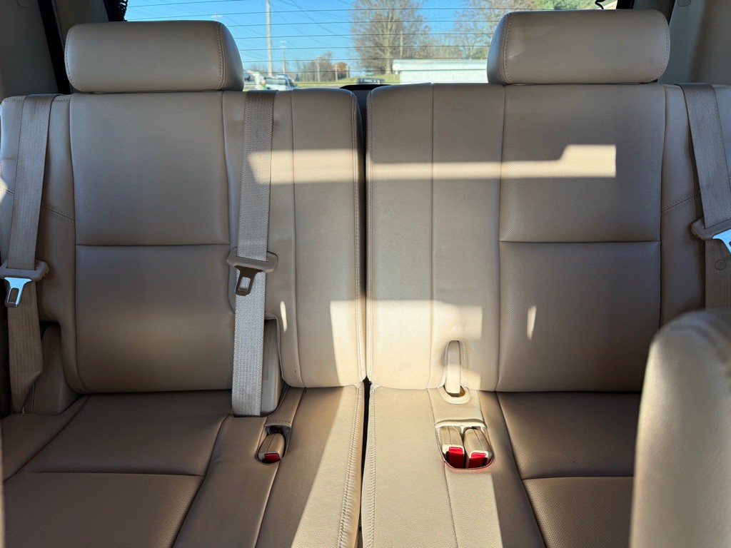 2012 Chevrolet Tahoe Image 10