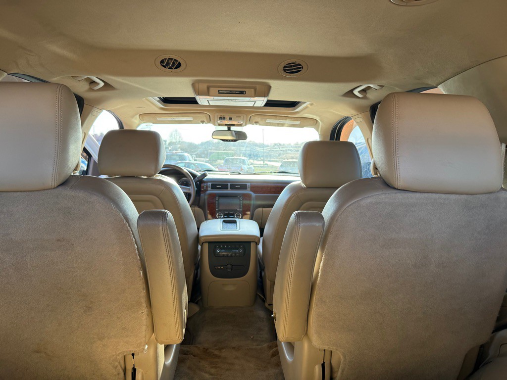 2012 Chevrolet Tahoe Image 12