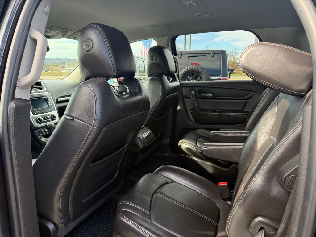 2016 GMC Acadia Image 9