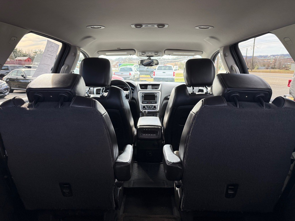 2016 GMC Acadia Image 12