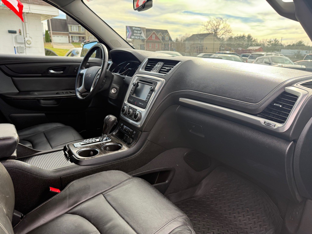 2016 GMC Acadia Image 14