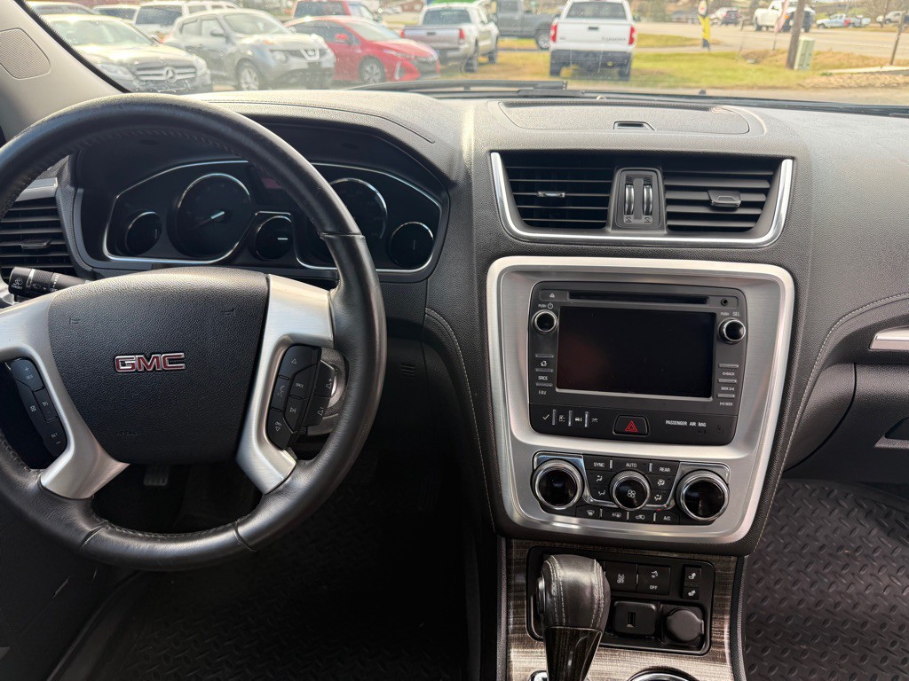 2016 GMC Acadia Image 15