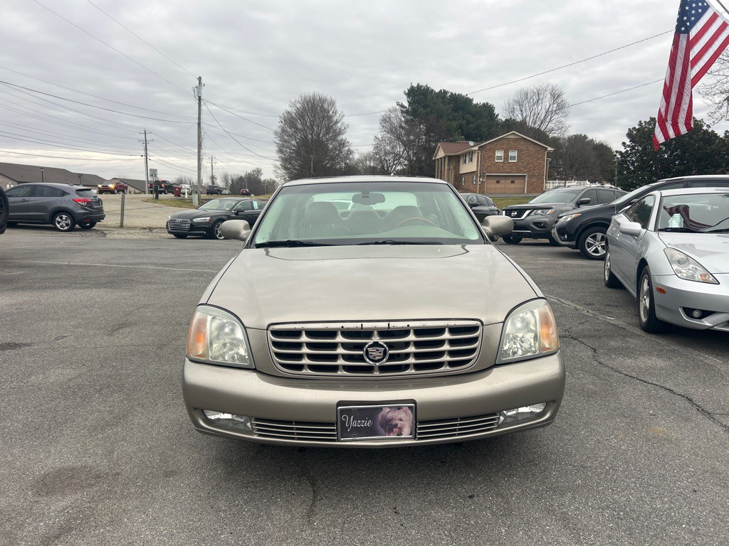 2002 Cadillac DeVille Image 2