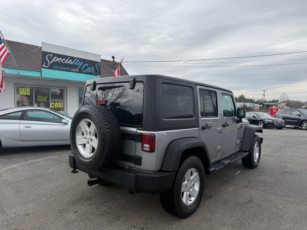 2017 Jeep Wrangler Unlimited Image 2