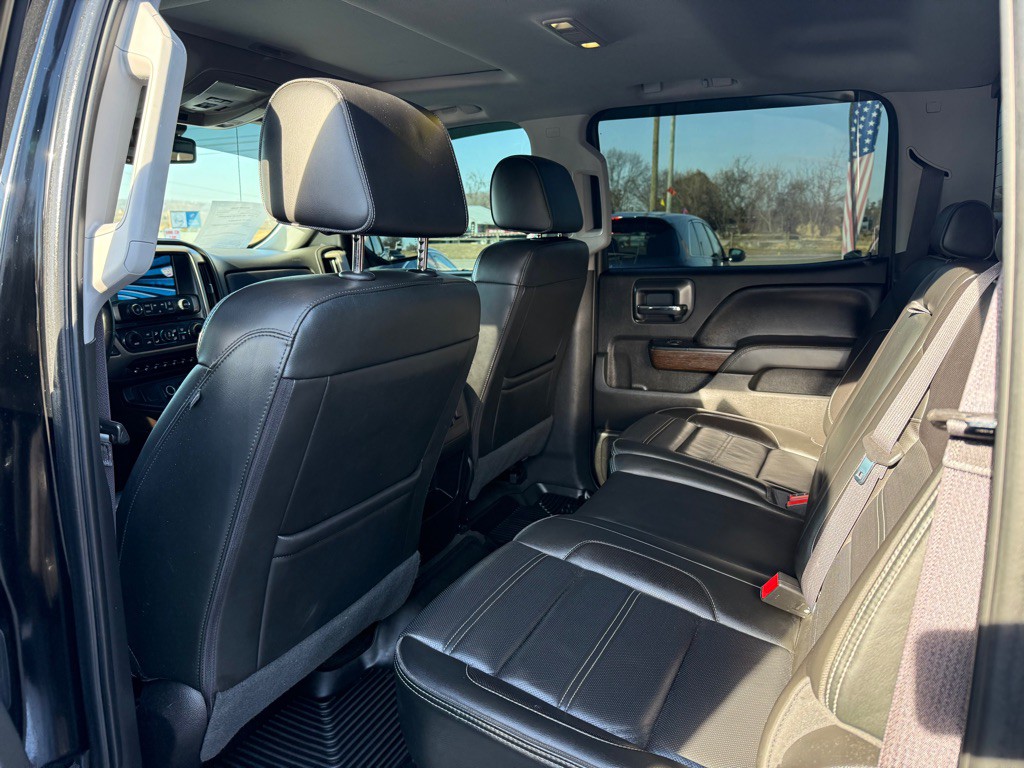 2017 GMC Sierra Image 9