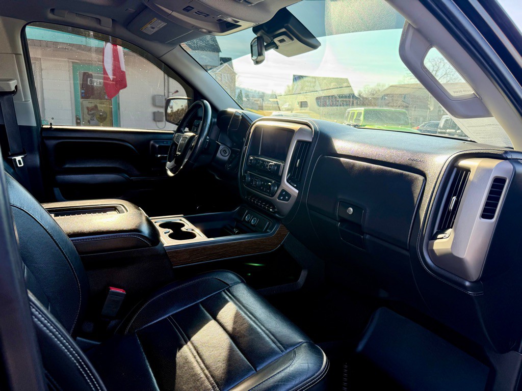 2017 GMC Sierra Image 12