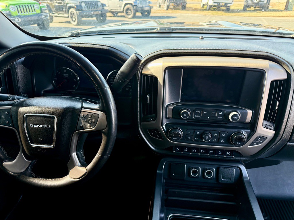 2017 GMC Sierra Image 13