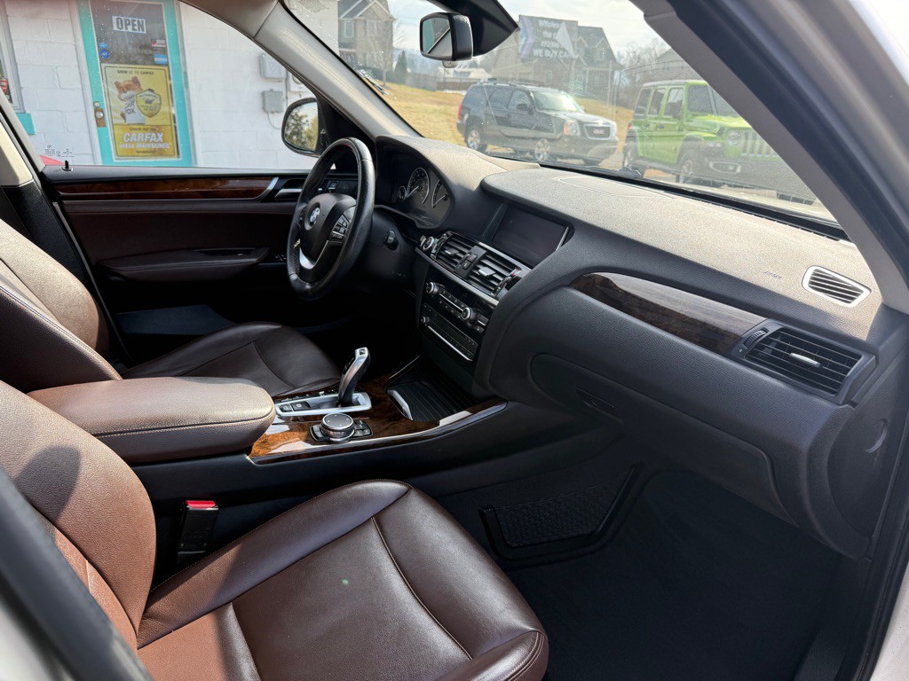 2016 BMW X3 Image 11