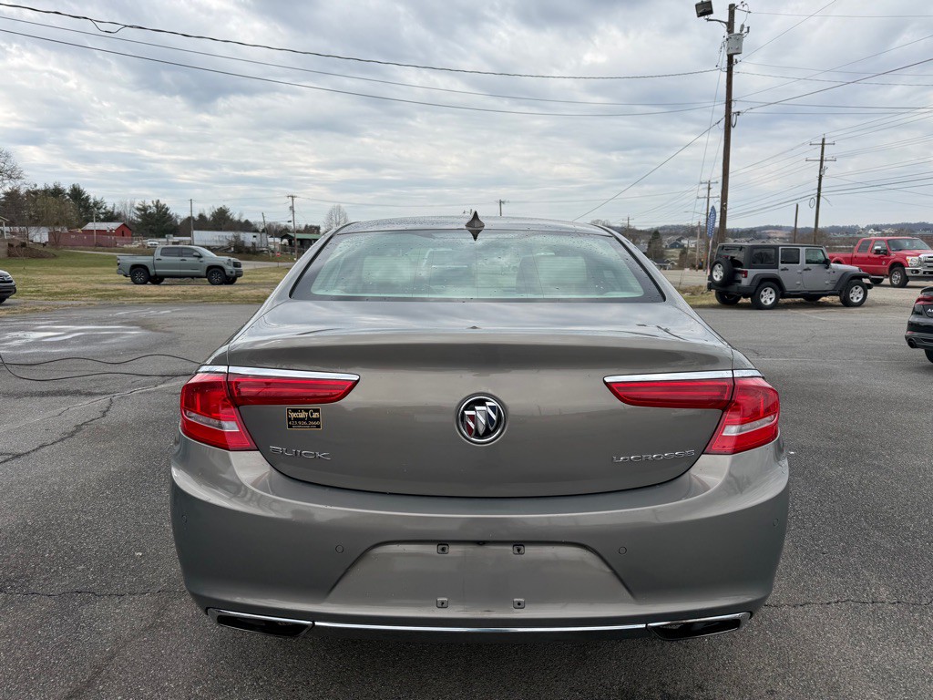2017 Buick Lacrosse Image 3