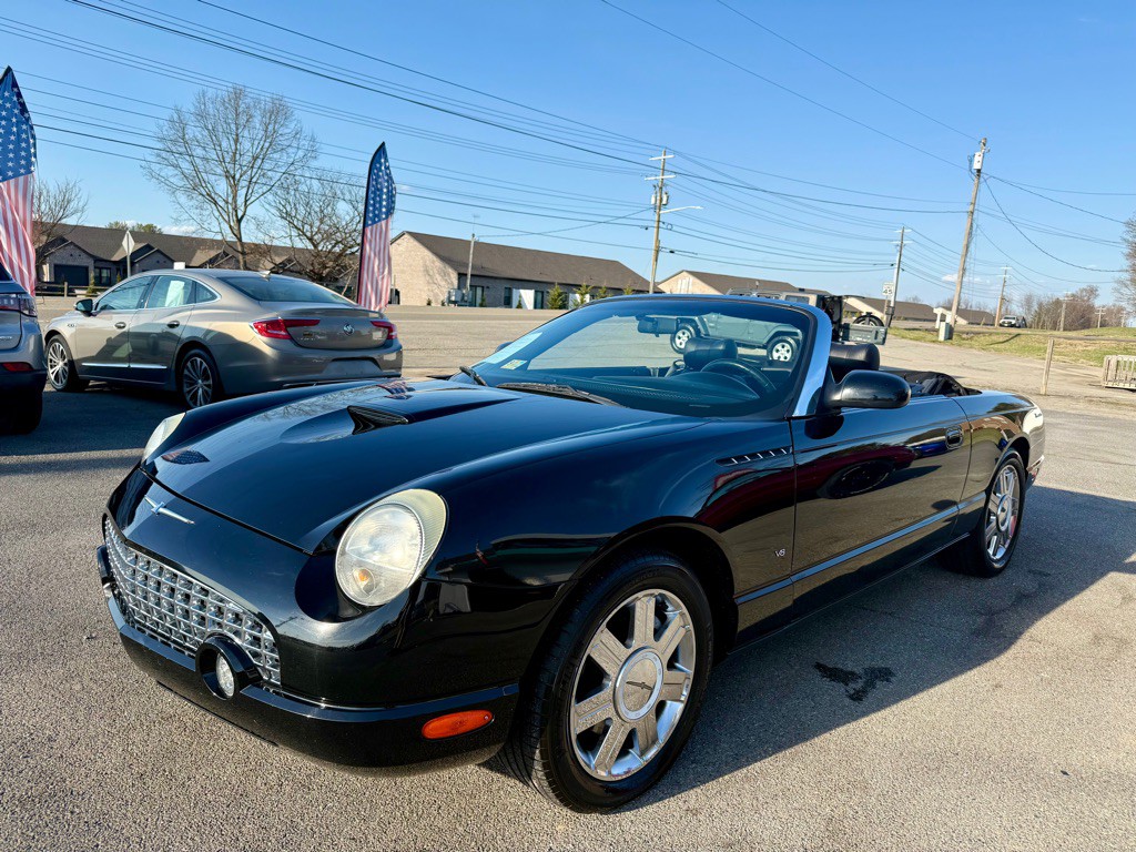 2004 Ford Thunderbird Image 5