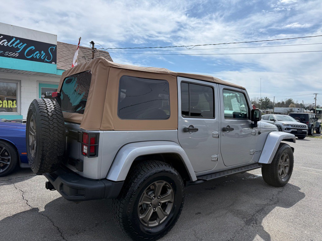 2018 Jeep Wrangler Unlimited Image 2