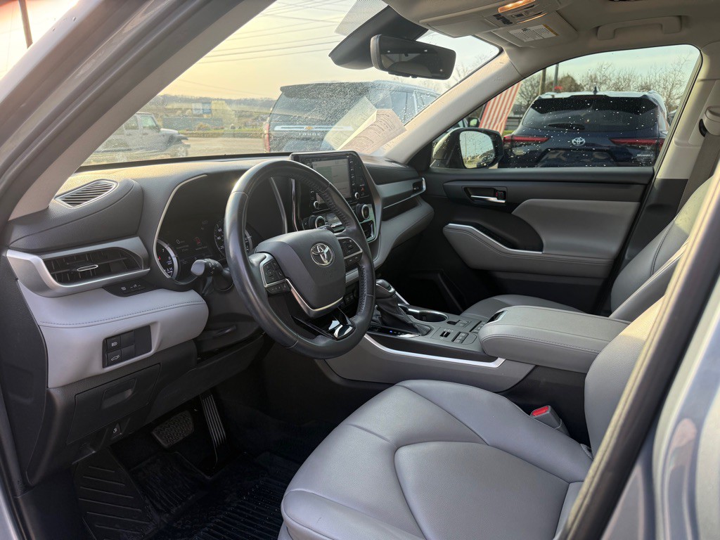 2020 Toyota Highlander Image 8
