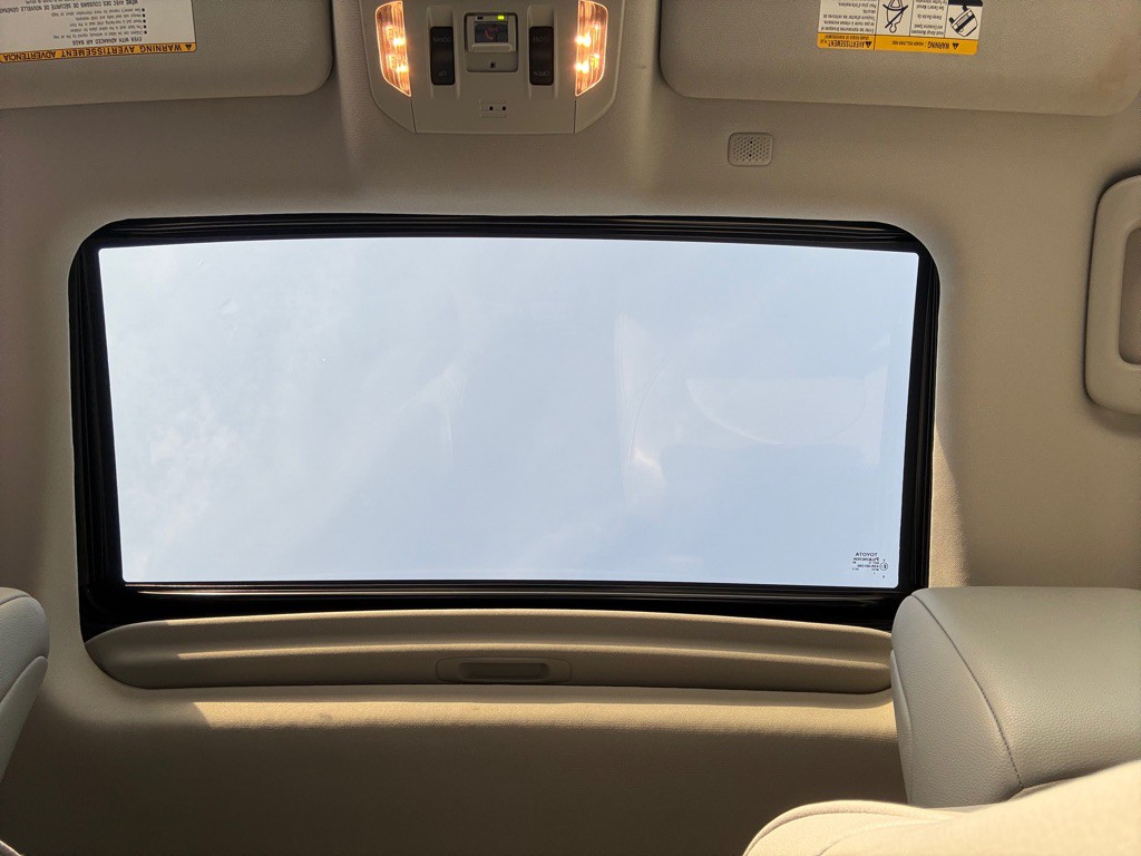 2020 Toyota Highlander Image 16