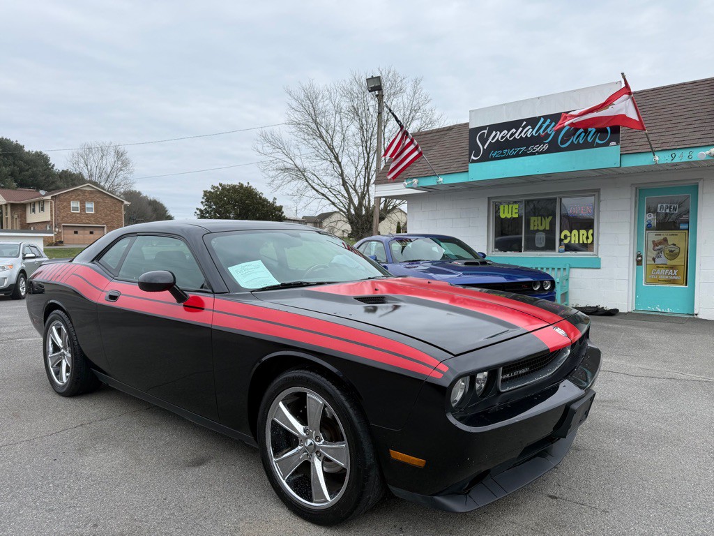 2010 Dodge Challenger Image 1