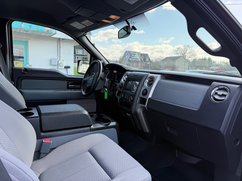 2013 Ford F-150 Image 8