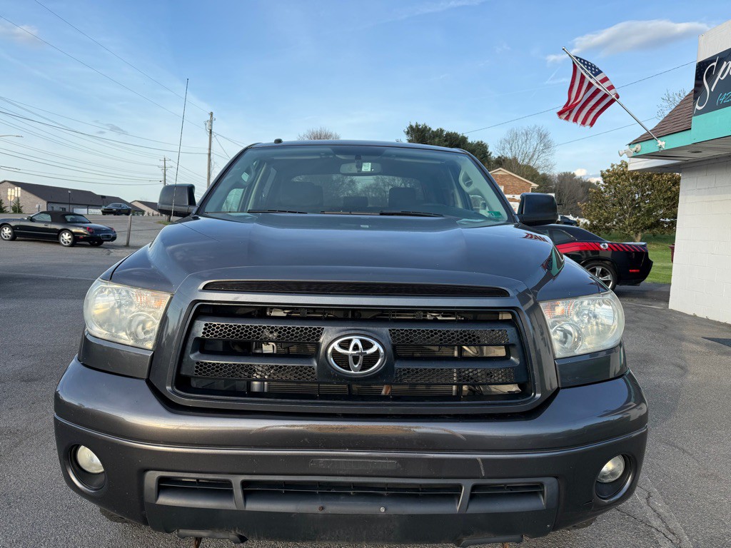 2011 Toyota Tundra Image 2