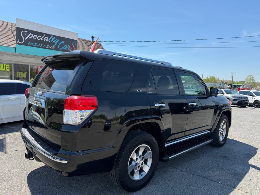 2011 Toyota 4Runner Image 2