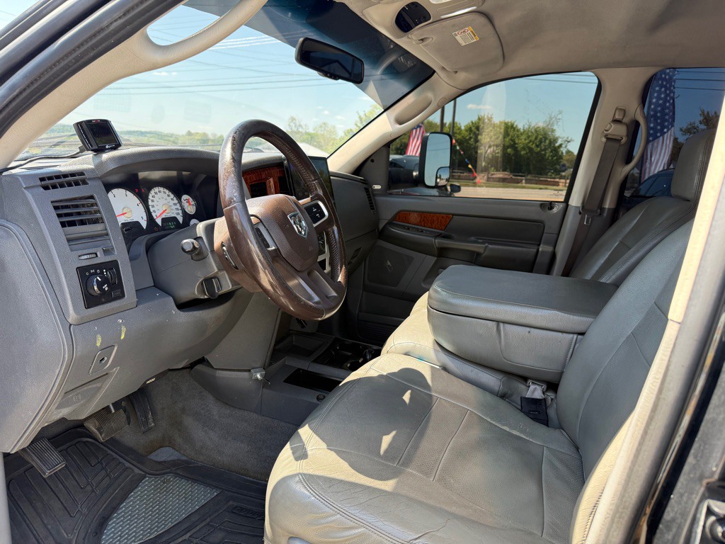 2006 Dodge Ram 3500 Image 9