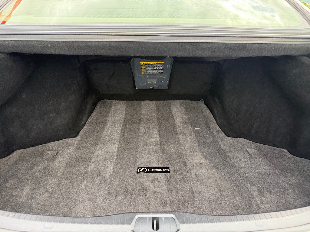 2007 Lexus LS Image 10