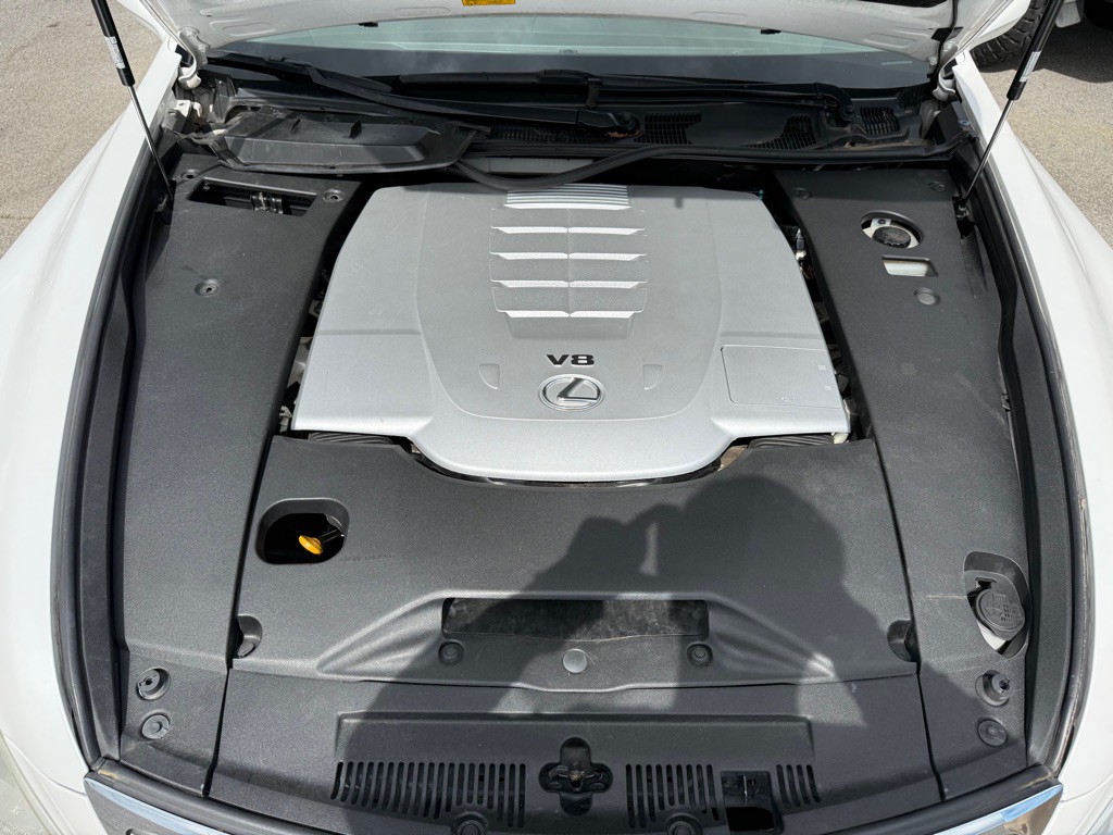 2007 Lexus LS Image 15
