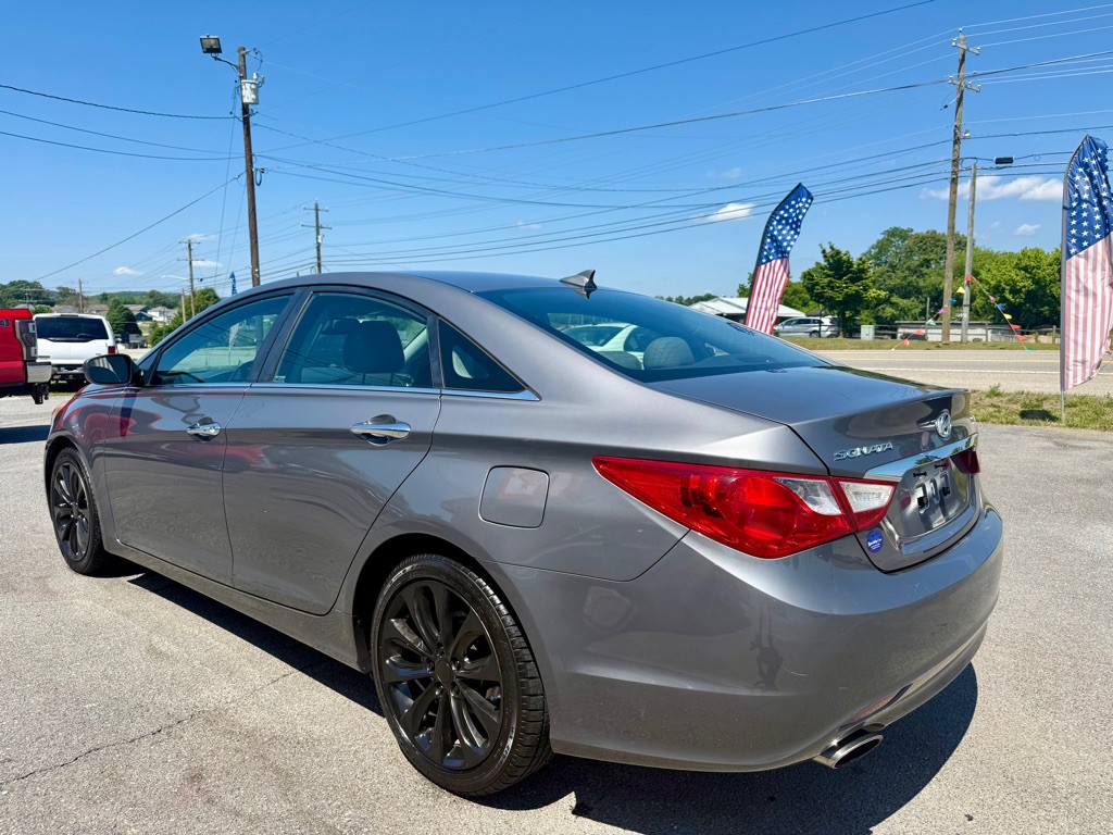2012 Hyundai Sonata Image 4