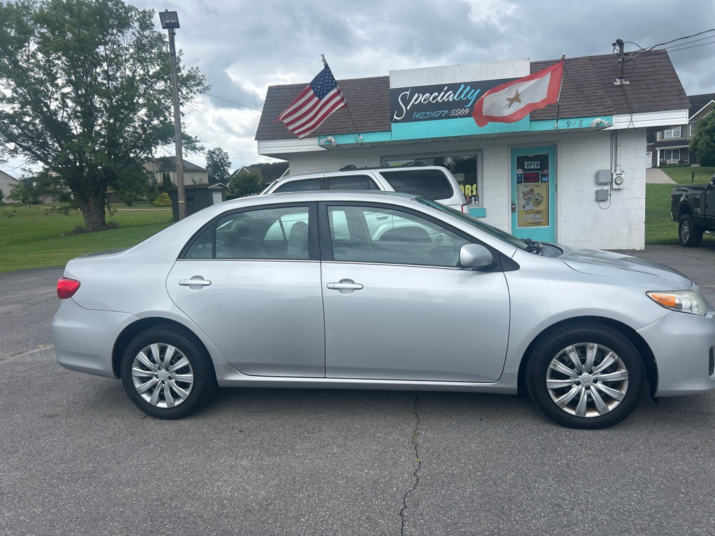 2013 Toyota Corolla Image 3