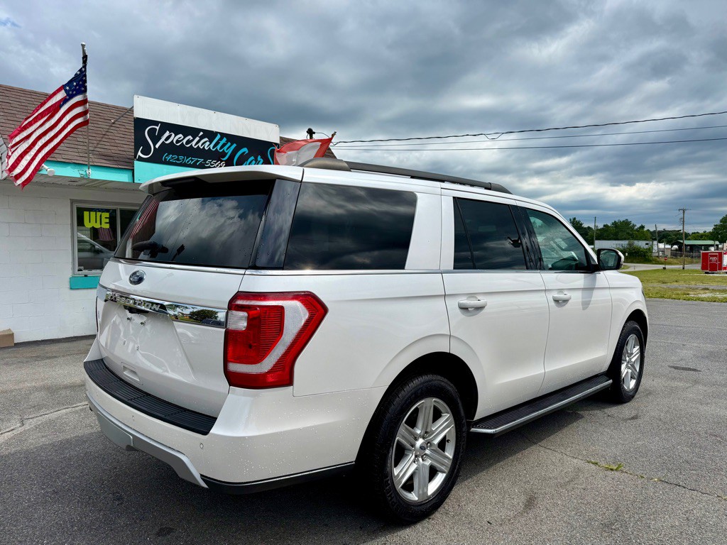 2018 Ford Expedition Image 2