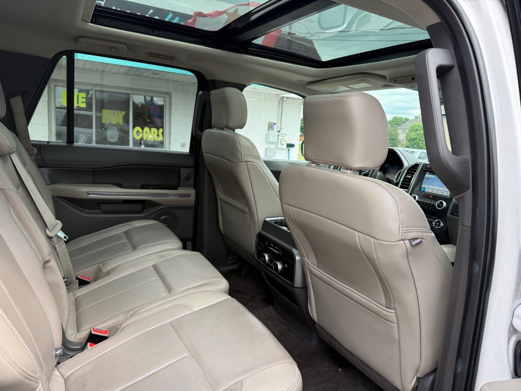 2018 Ford Expedition Image 12
