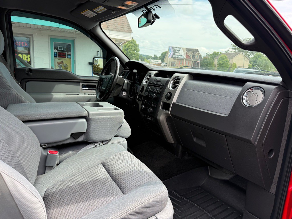 2011 Ford F-150 Image 12