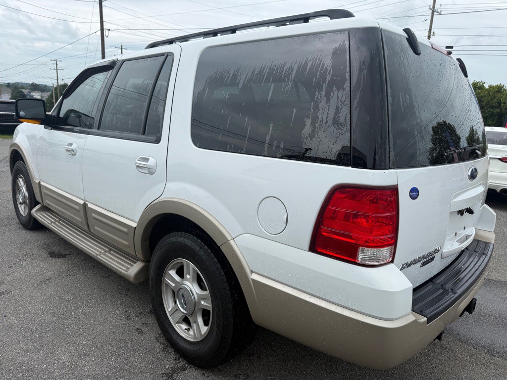 2006 Ford Expedition Image 4