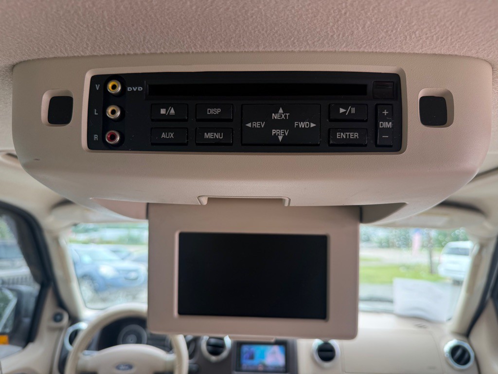 2006 Ford Expedition Image 14