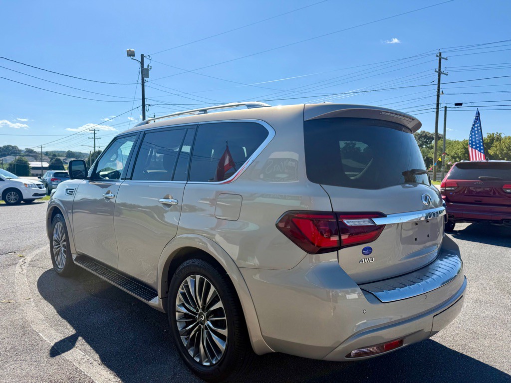 2020 INFINITI QX80 Image 4