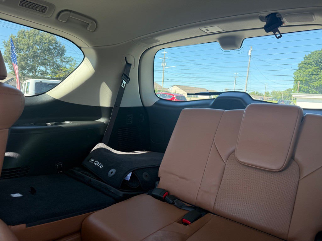 2020 INFINITI QX80 Image 10