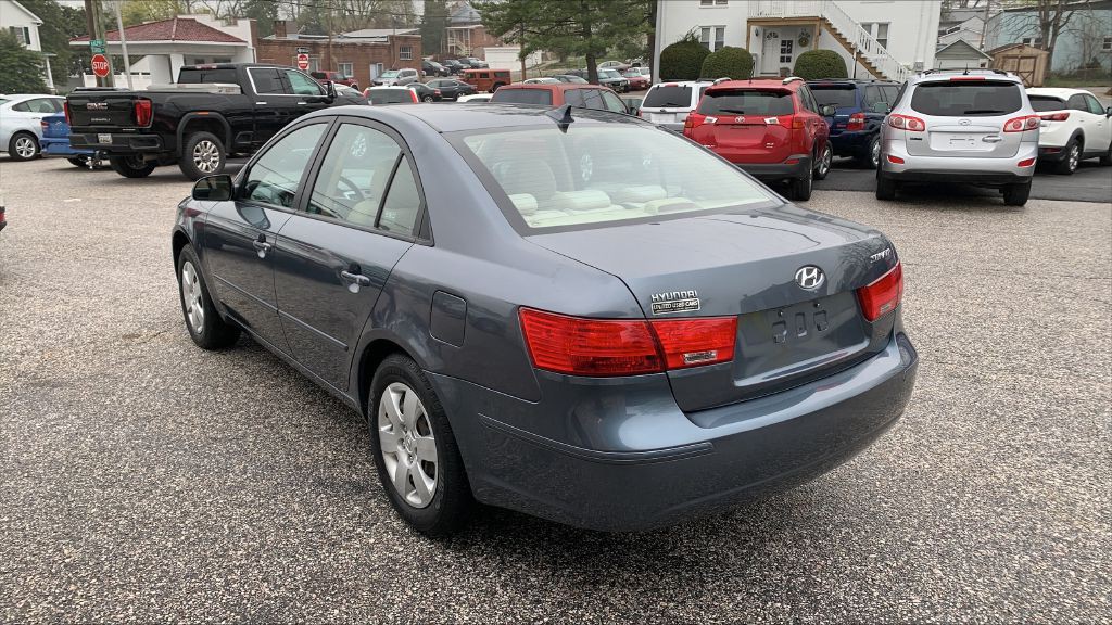 2010 Hyundai Sonata Image 6