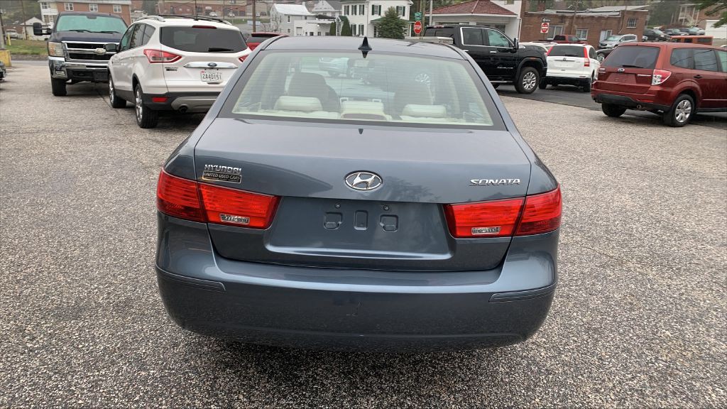 2010 Hyundai Sonata Image 7