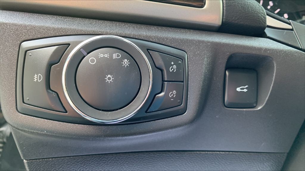 2015 Ford Fusion Image 20