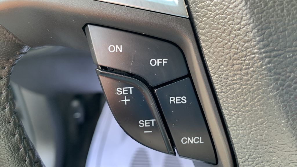2015 Ford Fusion Image 25