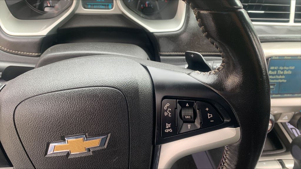 2015 Chevrolet Camaro Image 9